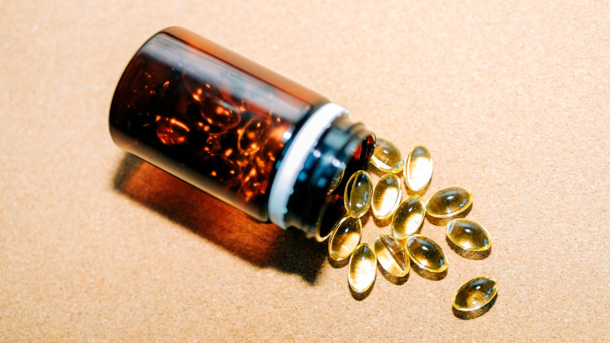 Eine ausgekippte Pillen-Dose