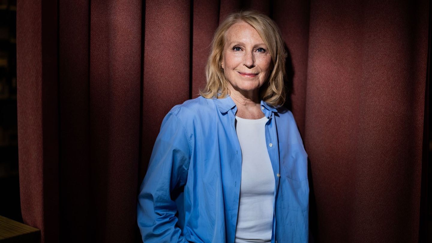 Schauspielerin Maren Kroymann verabschiedet sich von Rosa von Praunheim mit mahnenden Worte in den sozialen Medien. Foto: Christ