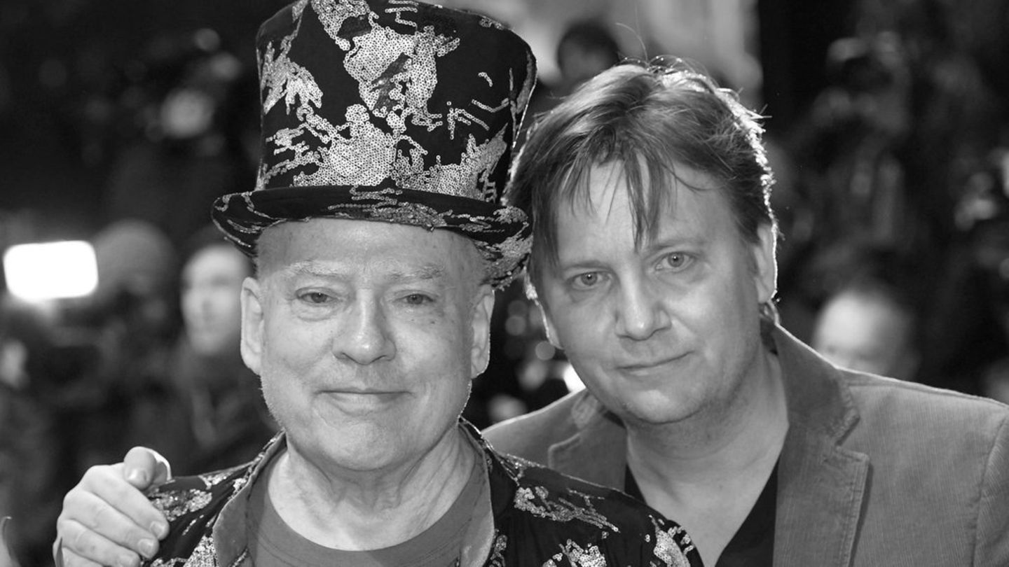 Rosa von Praunheim (li.) mit Partner Oliver Sechting auf der Berlinale 2023.