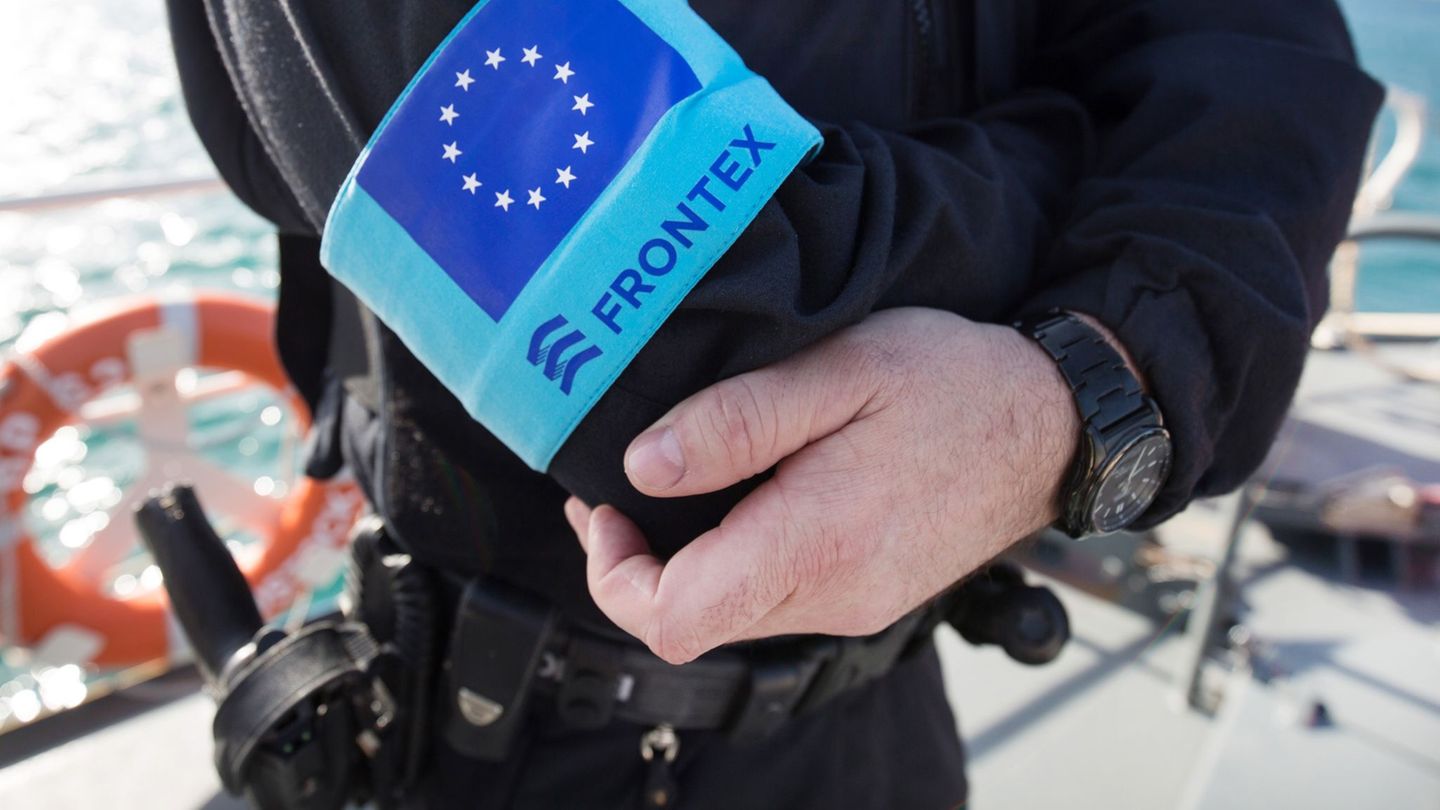 Die europäische Grenzschutzagentur Frontex sieht sich mit Schadenersatzklagen von Schutzsuchenden konfrontiert. (Archivbild) Fot