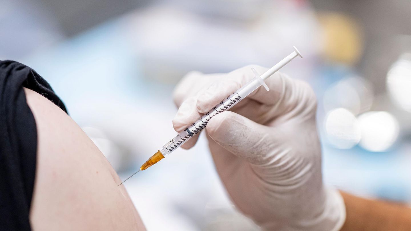 Die Nachfrage nach Grippeimpfstoffen ist gesunken, deshalb wurde weniger produziert