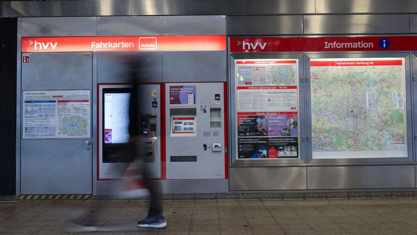 Besitzer des Deutschlandtickets können den Nahverkehr nutzen. (Archivbild) Foto: Christian Charisius/dpa