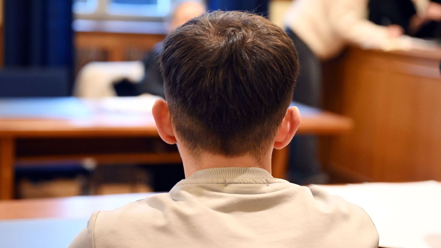 Gericht: Drei Jahre Haft nach tödlichem Autorennen