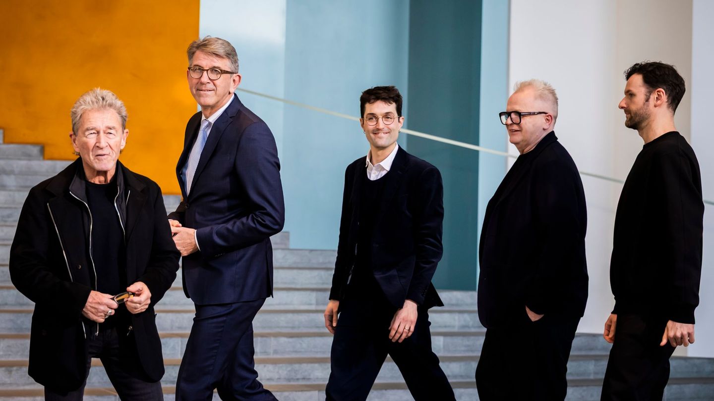 Musikschaffende sind sehr unzufrieden mit der Vergütung durch Streamingdienste. Foto: Christoph Soeder/dpa