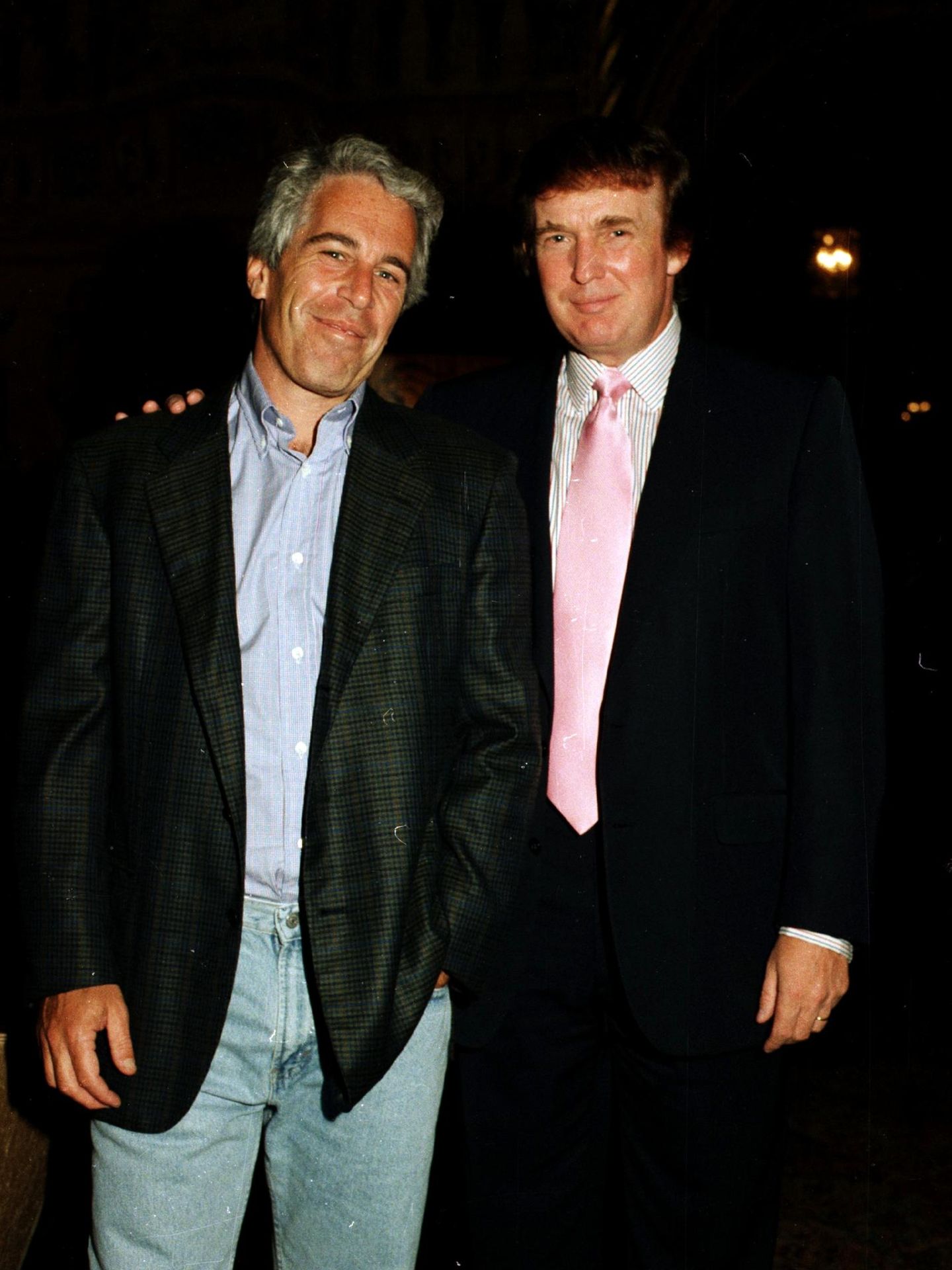 Jeffrey Epstein (l.) und Donald Trump 1997 in Trumps Anwesen Mar-a-Lago