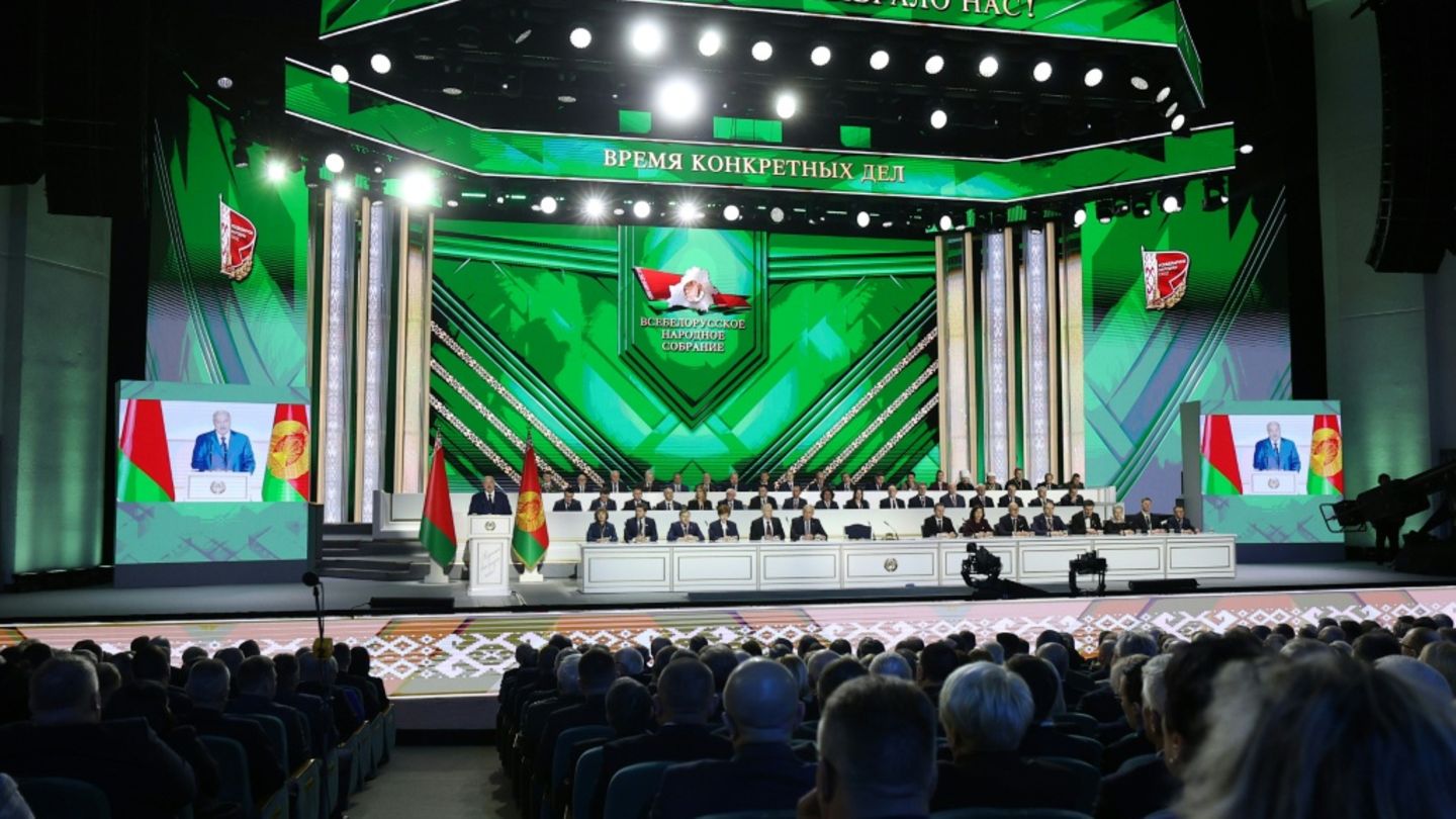 Lukaschenko hält seine Jahresansprache in Minsk