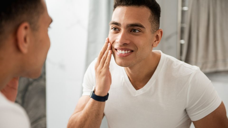 Eine perfekt gründliche Rasur fühlt sich nicht nur gut an, sondern sieht auch gepflegt aus