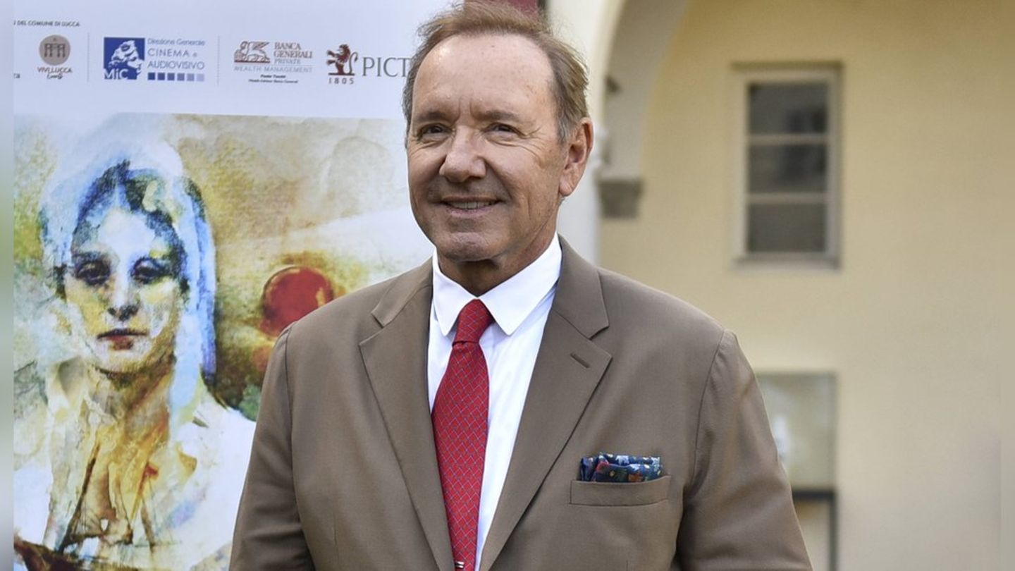 Kevin Spacey meldet sich mit einer neuen Fernsehrolle zurück.