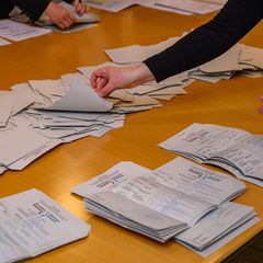 Wurde nach der Bundestagswahl richtig gezählt? Das BSW hat weiterhin Zweifel. Foto: Patrick Pleul/dpa