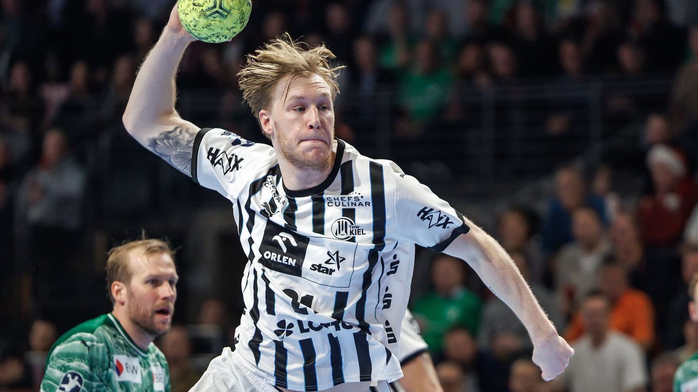 Eric Johansson gehört zu Kiels besten Werfern in Berlin. Foto: Andreas Gora/dpa