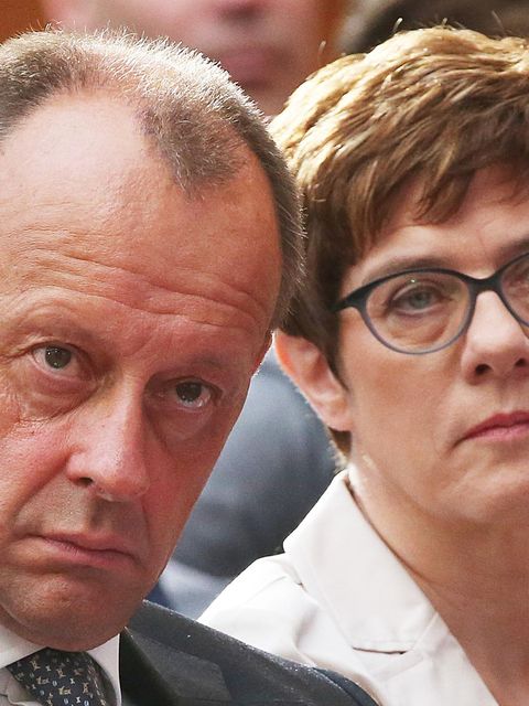 Verdirbt AKK Merz heute das Weihnachtsfest?