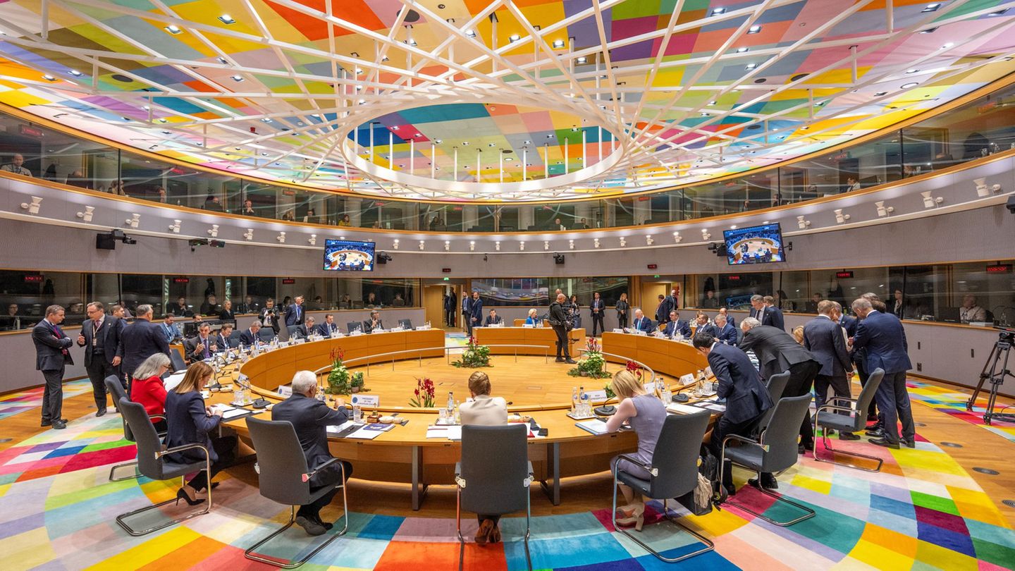 Ukraine-Krieg: EU erzielt Kompromiss im Streit um Ukraine-Finanzierung