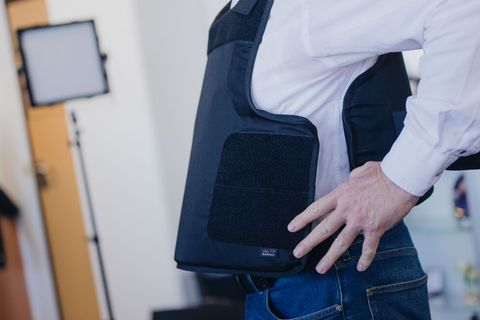 Regierungsbeschäftigte der Polizei bekommen in NRW jetzt Schutzwesten (Symbolfoto) Foto: Marius Becker/dpa