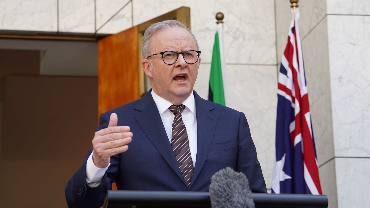 Australiens Premier Albanese ruft nach dem Attentat von Sydney einen nationalen Gedenktag aus
