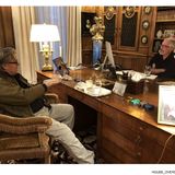 Steve Bannon im Büro von Jeffrey Epstein