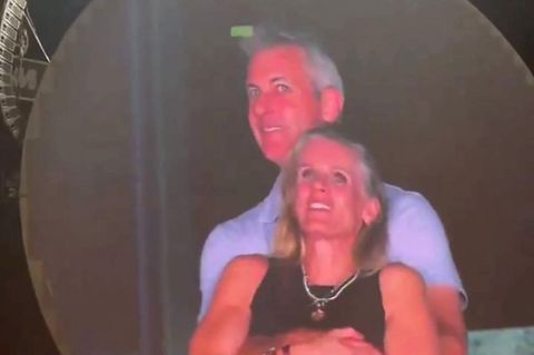 Kristin Cabot und ihr damaliger Chef auf der Coldplay Kiss Cam