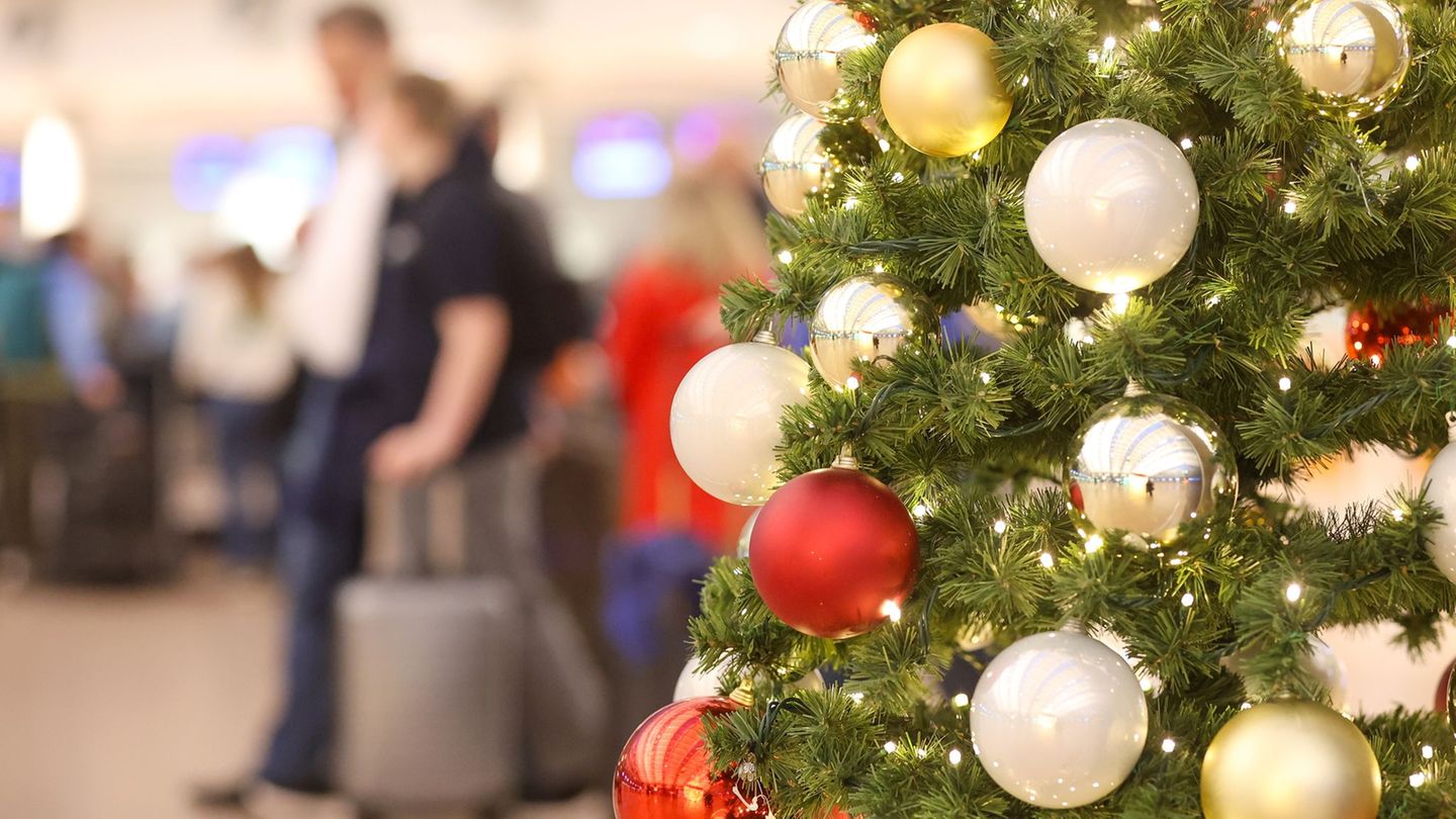 Luftverkehr: Schnee oder Meer: Viel Betrieb am Hamburger Flughafen