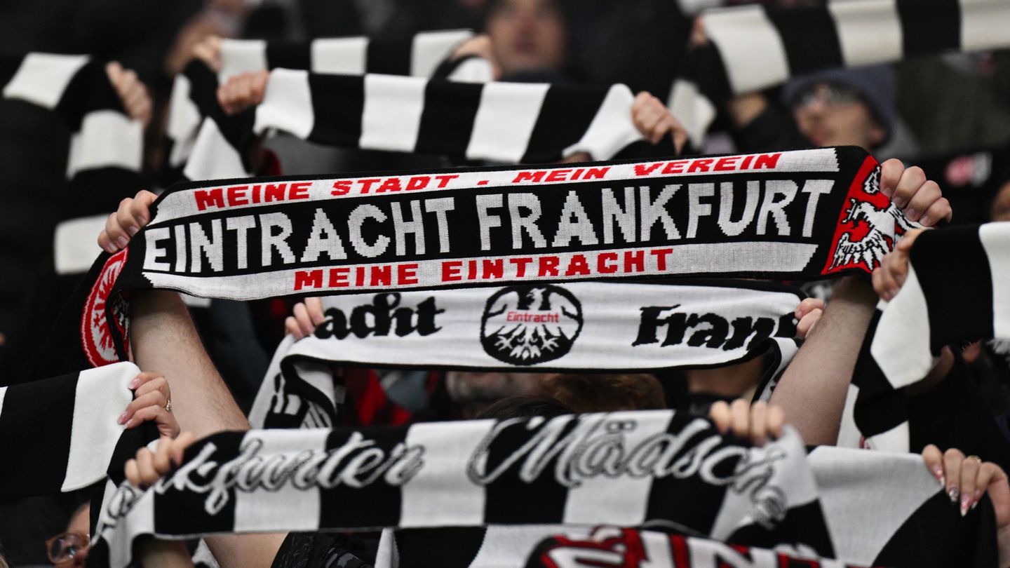 Eintracht Frankfurt hat den Japaner Keito Kumashiro verpflichtet. (Archivbild) Foto: Arne Dedert/dpa