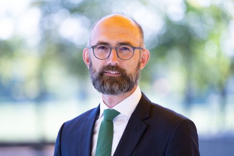 IHK-Hauptgeschäftsführer Lukas Rohleder fordert eine Reform der Berufsschulplanung in Sachsen (Archivbild). Foto: Sebastian Kahn