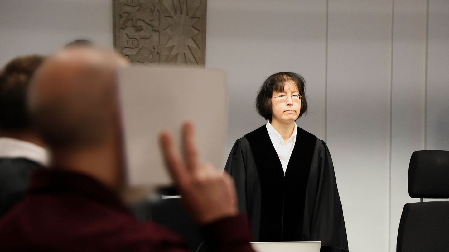 Wut und Eifersucht: Lebenslang für Doppelmord in Schackendorf