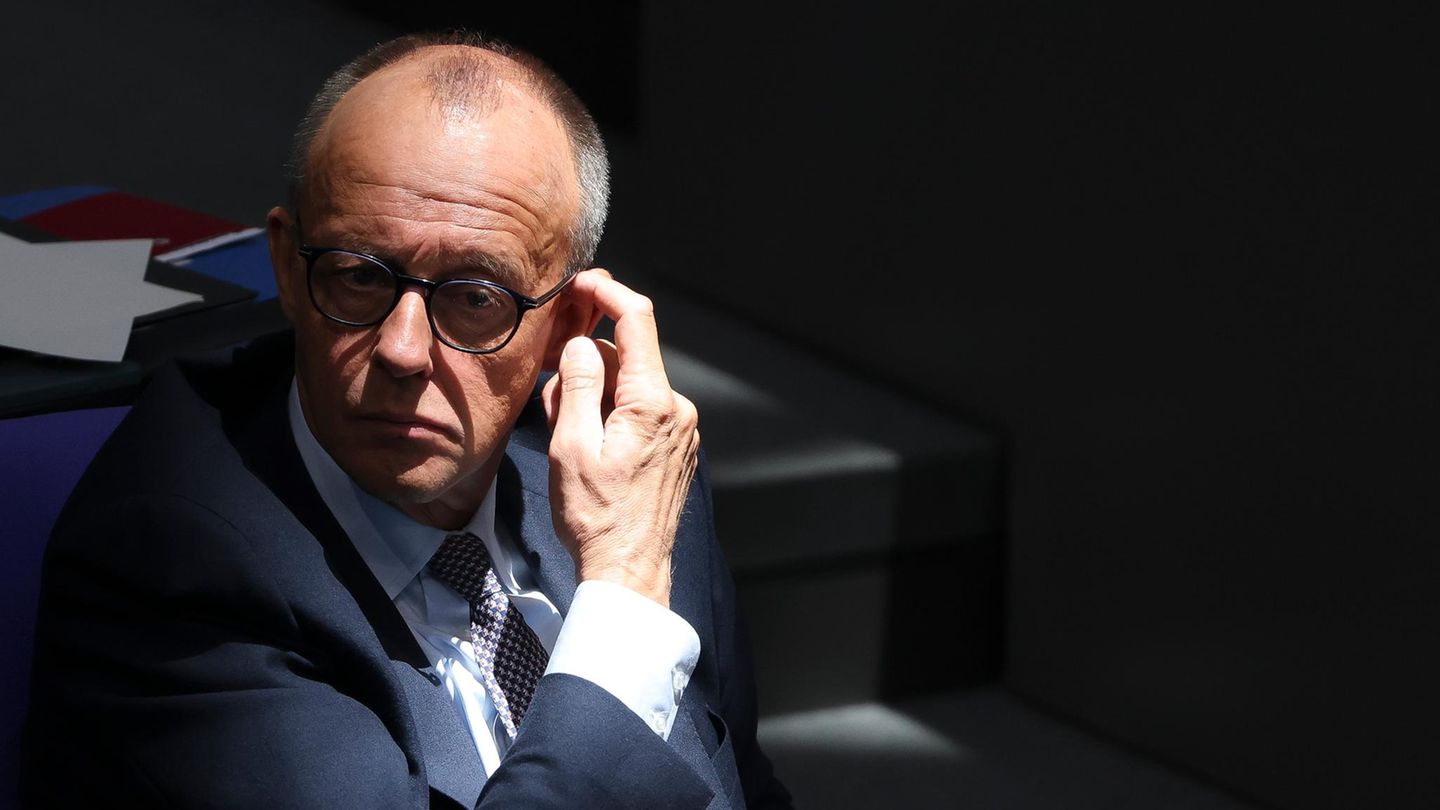 Meinung: Schwarzer Freitag für den schwarzen Kanzler