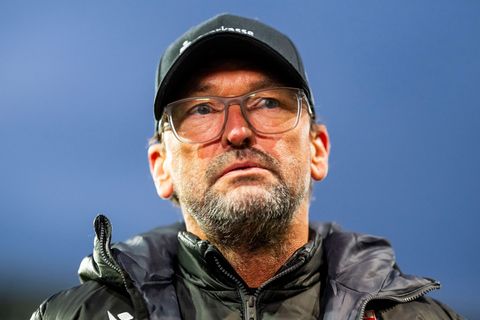 Trainer Claus-Dieter Wollitz spielte mit Energie Cottbus 2:2. (Archivbild) Foto: Julius Frick/dpa