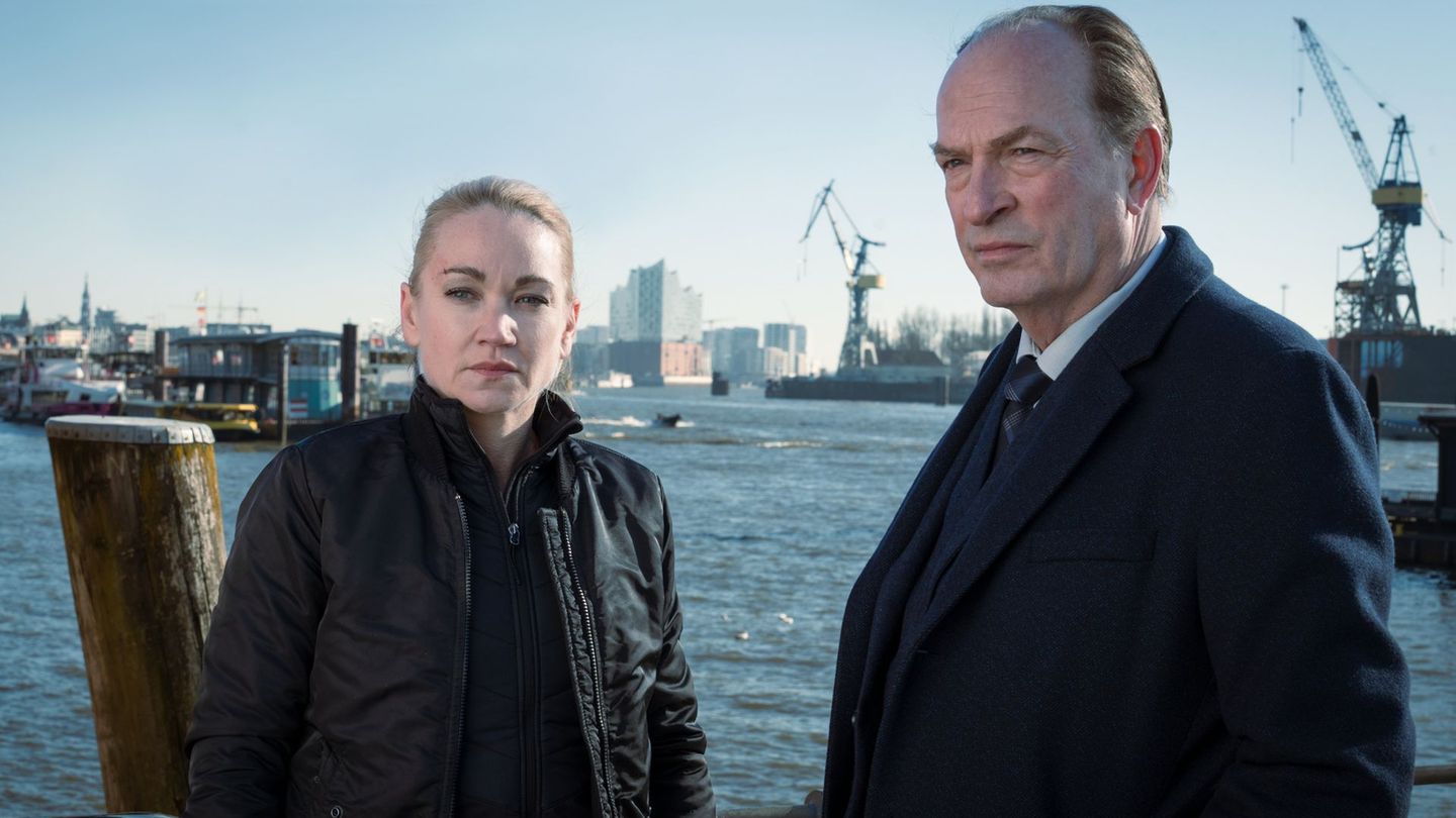 Sarah Kohr (Lisa Maria Potthoff) und Oberstaatsanwalt Anton Mehringer (Herbert Knaup) wundern sich über die plötzliche Rückkehr eines Kronzeugen.