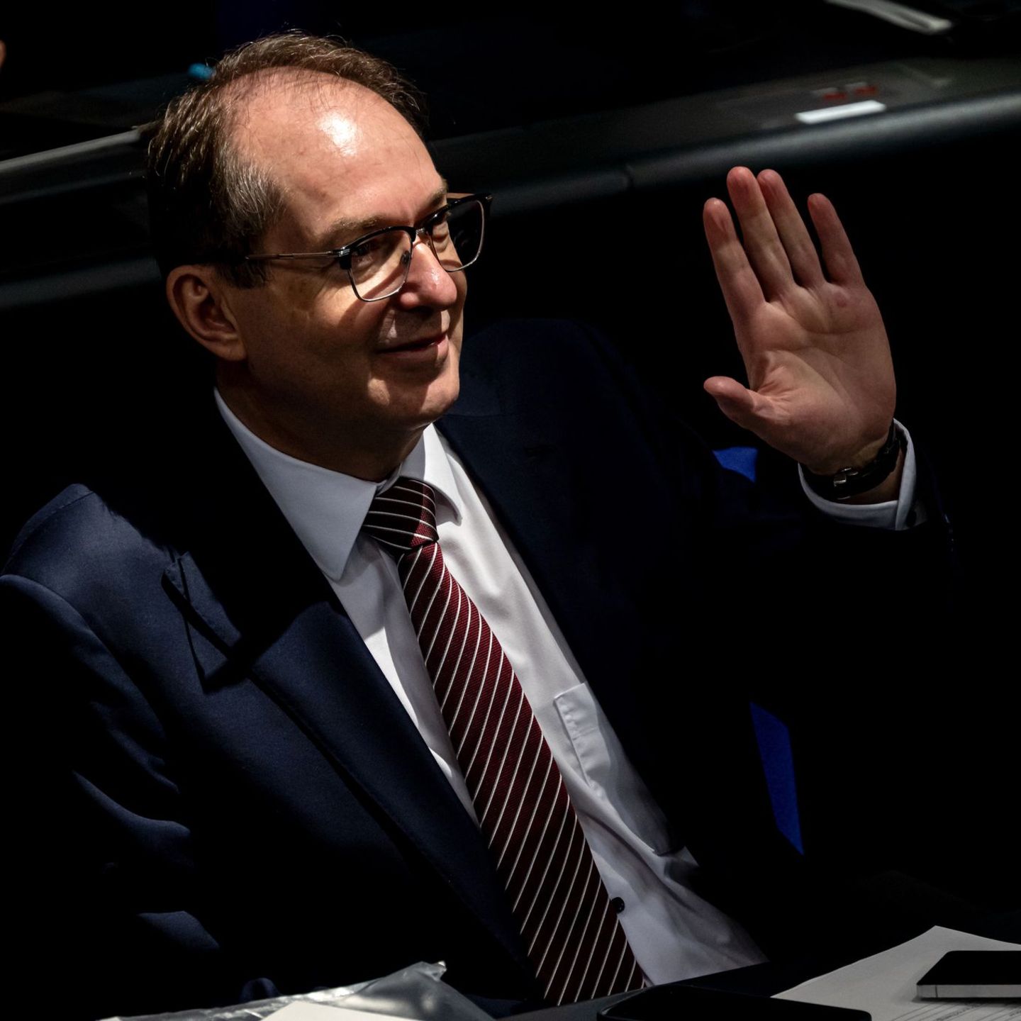 Im Bundestag warb Bundesinnenminister Alexander Dobrindt (CSU) am Donnerstag um Zustimmung zum neuen Bundespolizeigesetz. (Archi