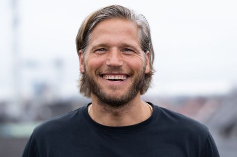 Schauspieler Sebastian Ströbel hat einen Weihnachtsbrauch. (Archivbild) Foto: Sven Hoppe/dpa