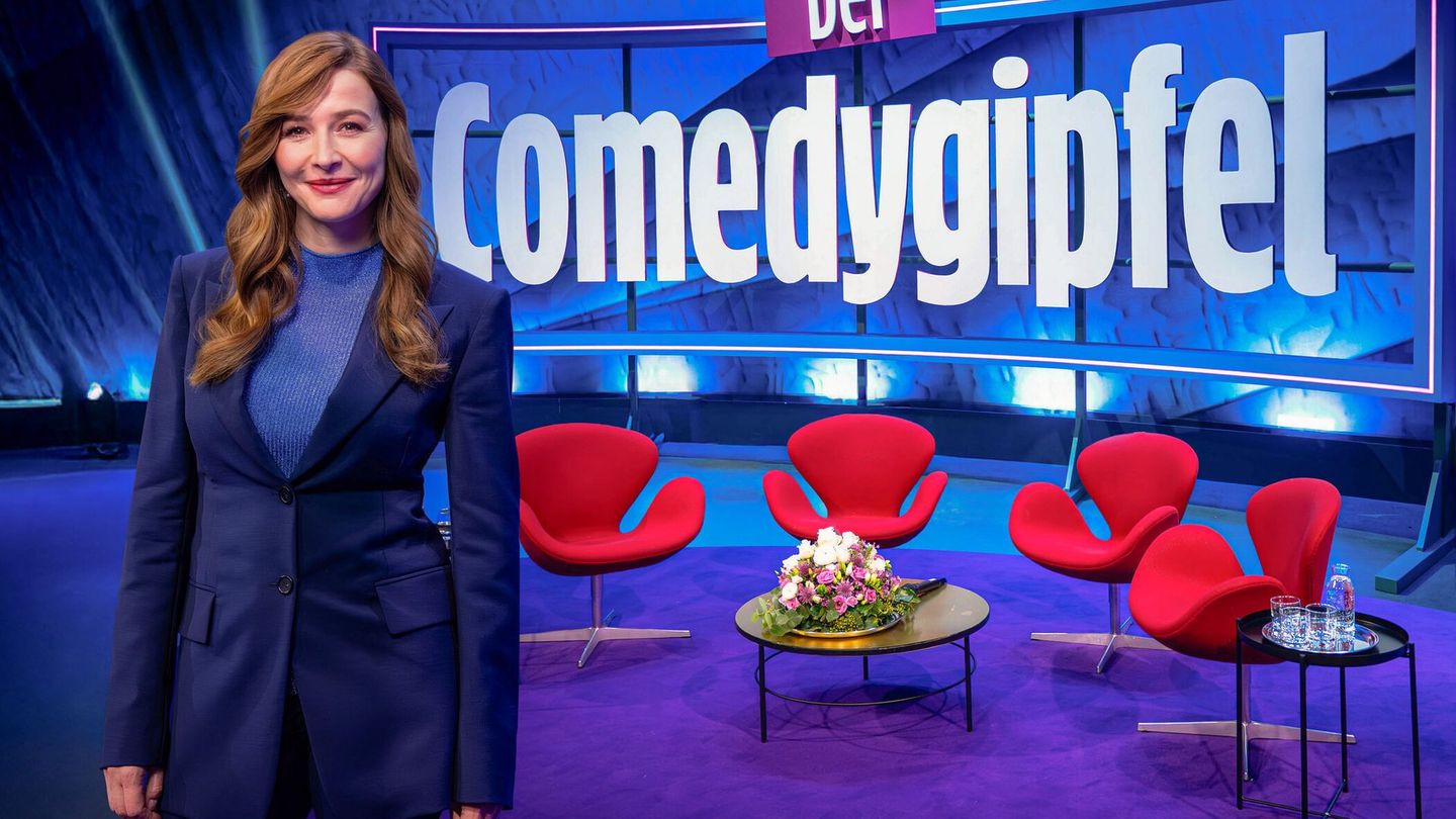 "Der Comedygipfel" mit Katrin Bauerfeind blickt auf Highlights und "Lowlights" des Jahres 2025 zurück.