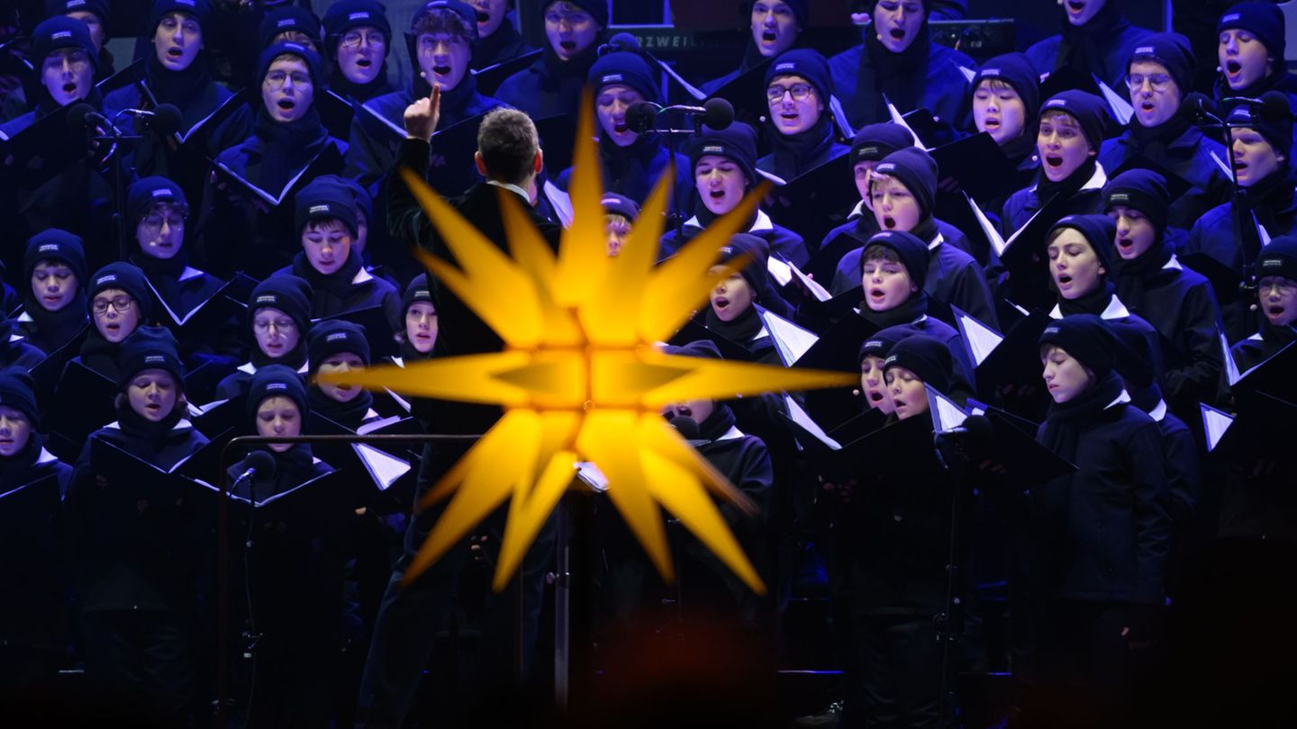 Für den Dresdner Kreuzchor ist die Weihnachtszeit so etwas wie die Hauptsaison (Archivbild): Foto: Robert Michael/dpa