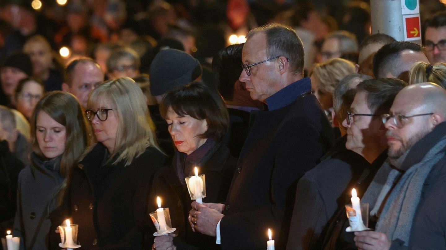 Stilles Gedenken an die Opfer des Anschlags in Magdeburg