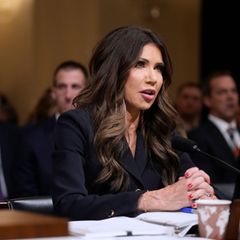 Das US-Militär hat nach Angaben von US-Heimatschutzministerin Noem erneut einen Öltanker beschlagnahmt. (Archivfoto) Foto: Mark