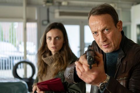 "Tatort: Ein guter Tag": Lynn de Baer (Gaite Jansen, l.) und Falke (Wotan Wilke Möhring).