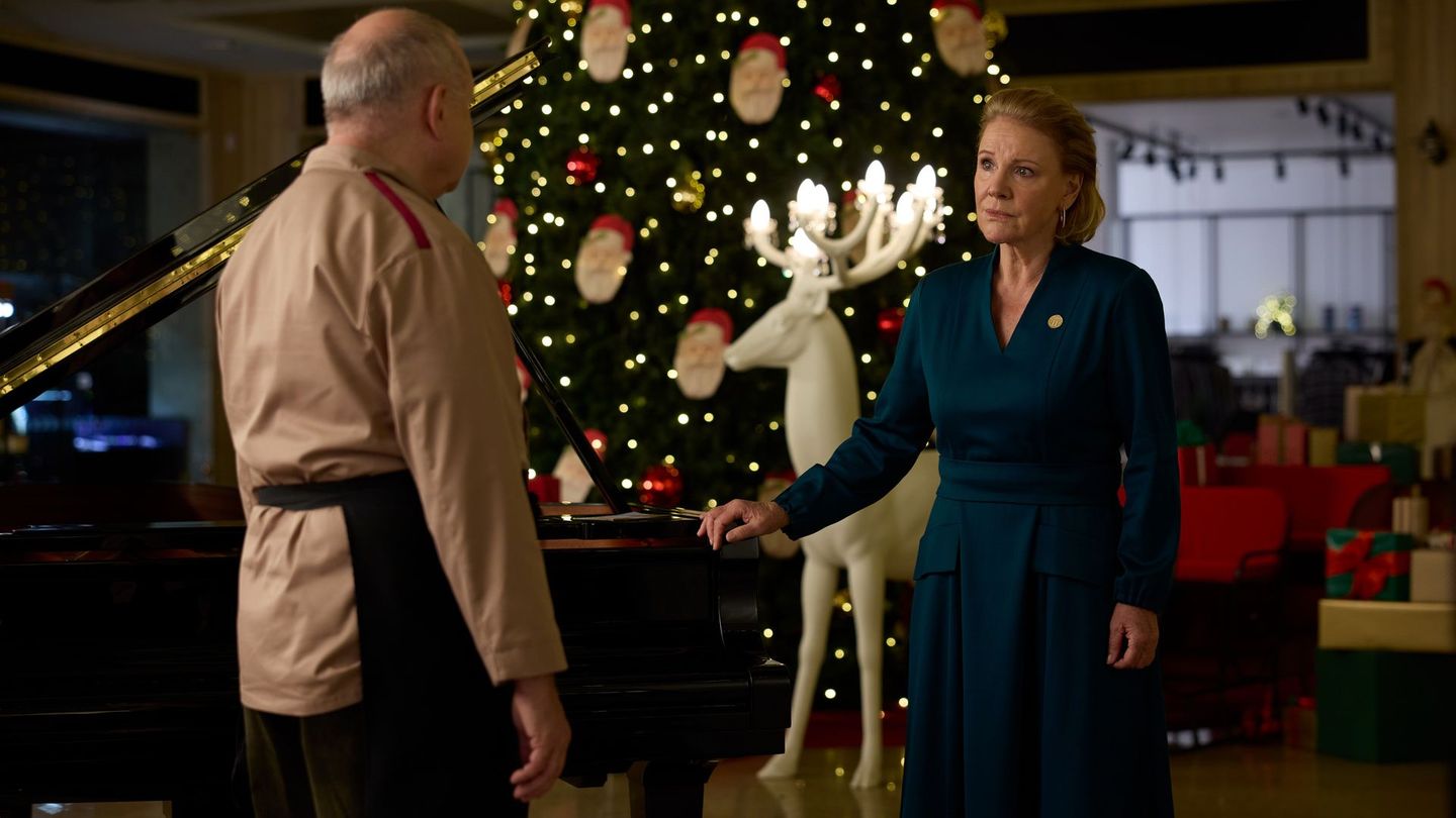 Lale (Mariele Millowitsch) erklärt ihrer alten Liebe Hans (Joachim Król), dass sie nach 40 Jahren nicht einfach von vorne anfangen kann.