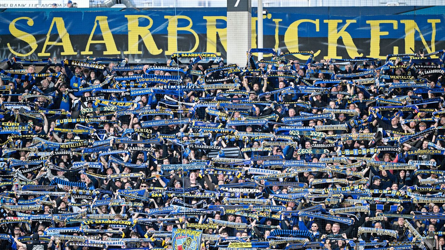 Der 1. FC Saarbrücken erleidet eine personelle Schwächung im Abstiegskampf. Foto: Uwe Anspach/dpa