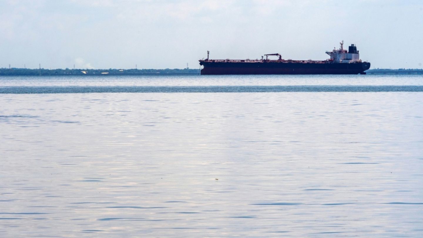 Ein Öltanker vor der Küste Venezuelas