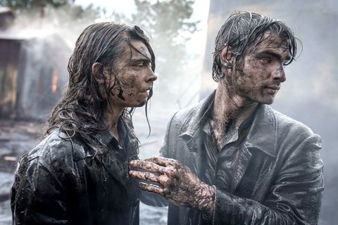 Wird die Liebe zwischen Johanna Lambert (Harriet Herbig-Matten) und Richard (Aaron Hilmer) den Ölboom überstehen?