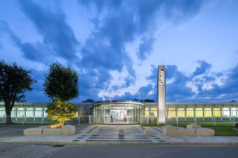 Der in Rosenheim ansässige Schuhhersteller ist vor allem für seine Damenschuhe bekannt. Foto: Stefan Schilling/Gabor/dpa