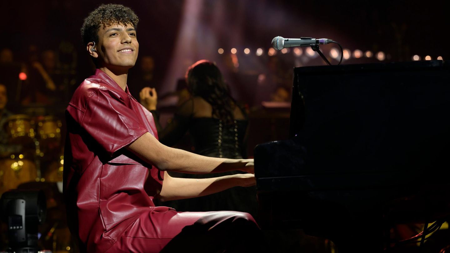 Louis Philippson am Klavier