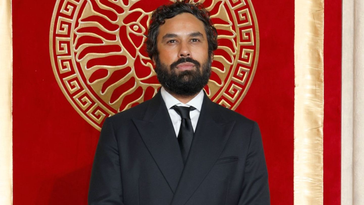 Kunal Nayyar enthüllt seinen Umgang mit seinem Vermögen.