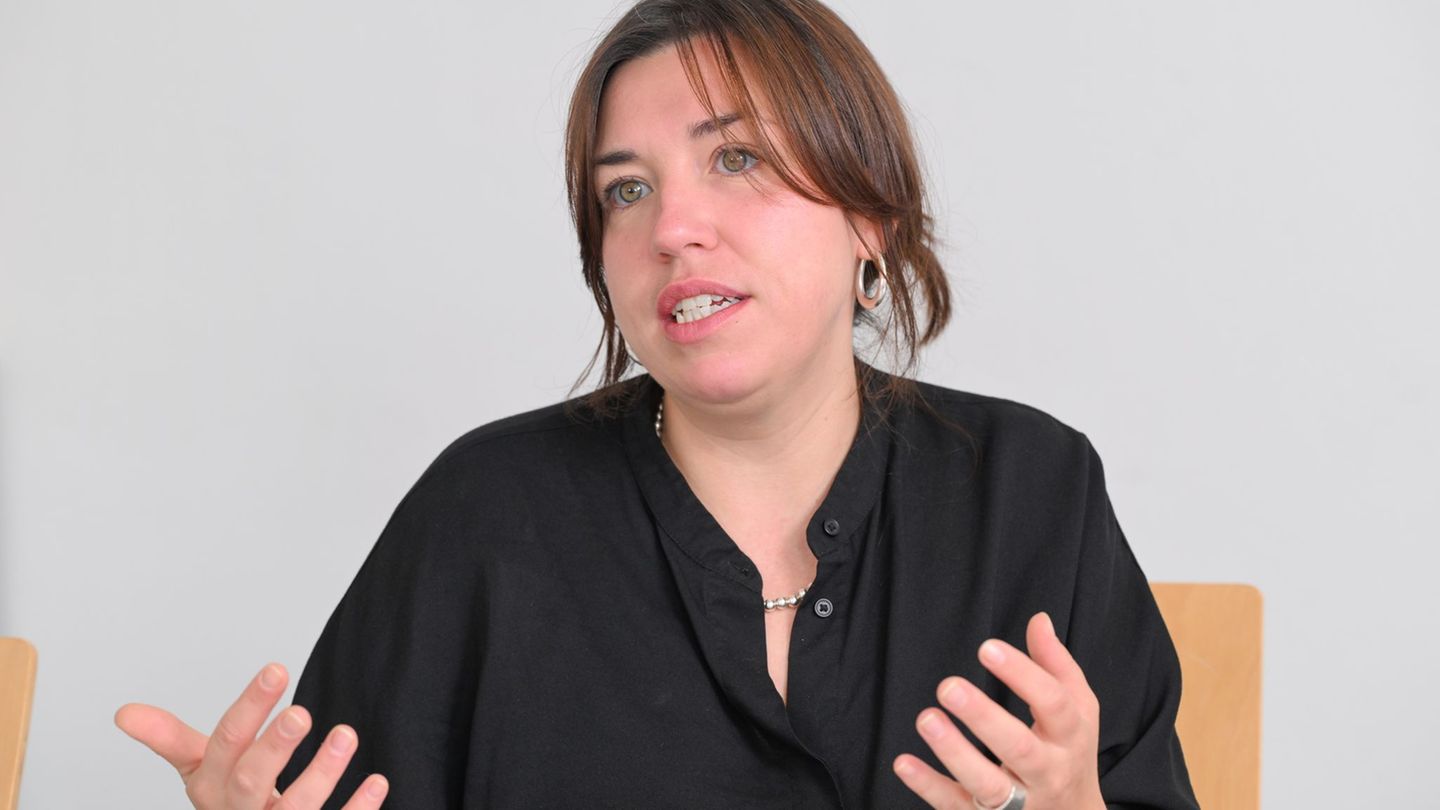 Verdi erwartet Stellenabbau bei den Kommunen. (Archivbild) Foto: Bernd Weißbrod/dpa