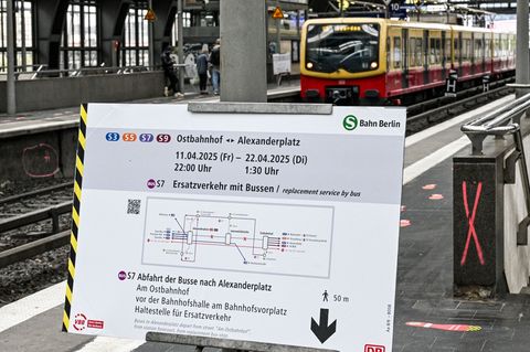 Die Kernsanierung des Ostbahnhofs ist weitgehend abgeschlossen. Dafür stehen 2026 an anderen Bahnhöfen Arbeiten an. (Archivbild)