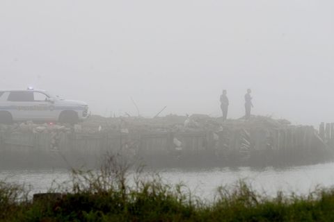 In der Maschine der mexikanischen Marine saßen vier Patienten mit Brandverletzungen, die in den USA behandelt werden sollten. Fo