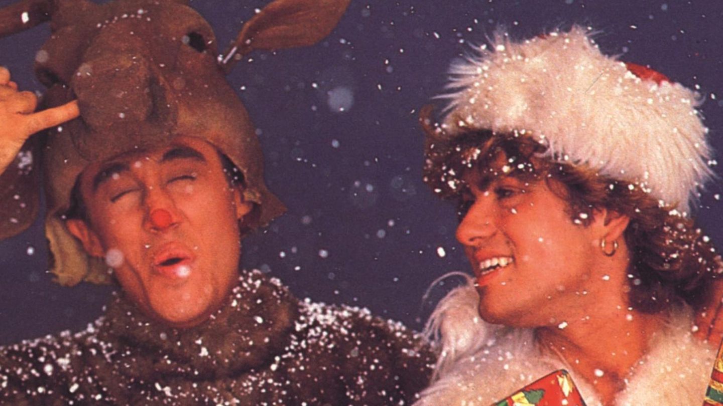 Alle Jahre wieder: Spätestens Ende November nehmen Radiosender "Last Christmas" in ihre Heavy Rotation auf und vier Wochen lang bekommt niemand mehr den Wham!-Hit aus dem Ohr. Doch ist der Song wirklich das beliebteste (moderne) Lied zum Fest der Liebe?