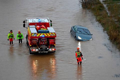 Kurz vor Weihnachten stehen Teile von Südfrankreich unter Wasser. Foto: Sylvain Thomas/AFP/dpa