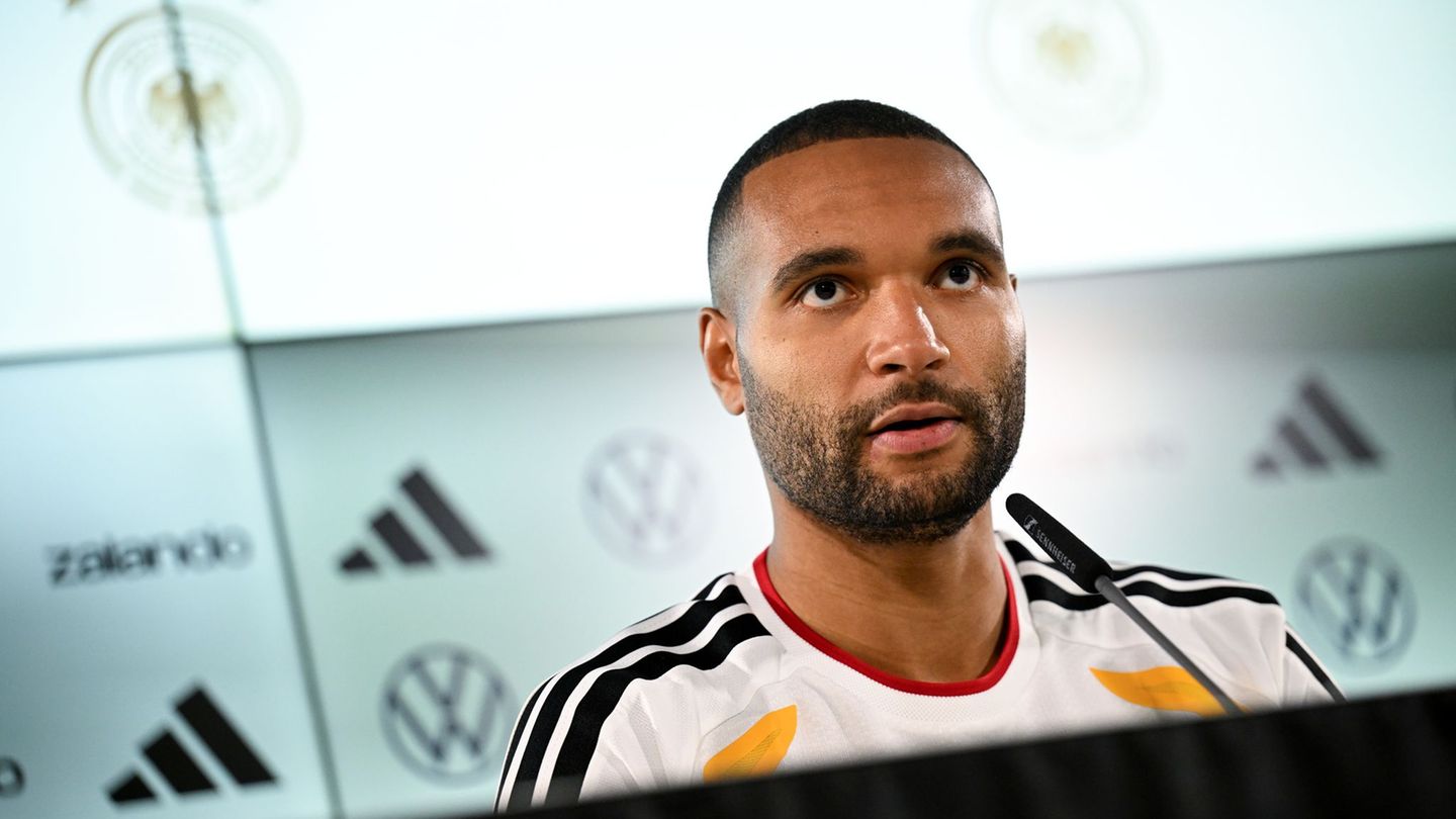 Jonathan Tah: Der WM-Titel 2026 ist drin. (Archivbild) Foto: Julian Stratenschulte/dpa