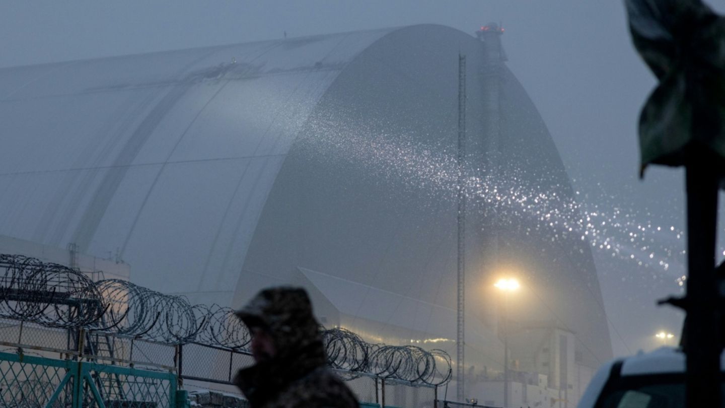 Die äußere Schutzhülle des Atomkraftwerks von Tschernobyl