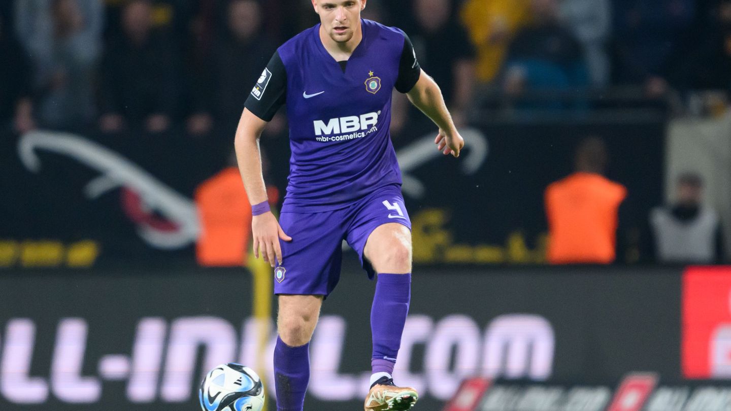 Der Neu-Ulmer Niko Vukancic im Trikot des FC Erzgebirge Aue, für den er von 2023 bis 2025 spielte. (Archivbild) Foto: Robert Mic