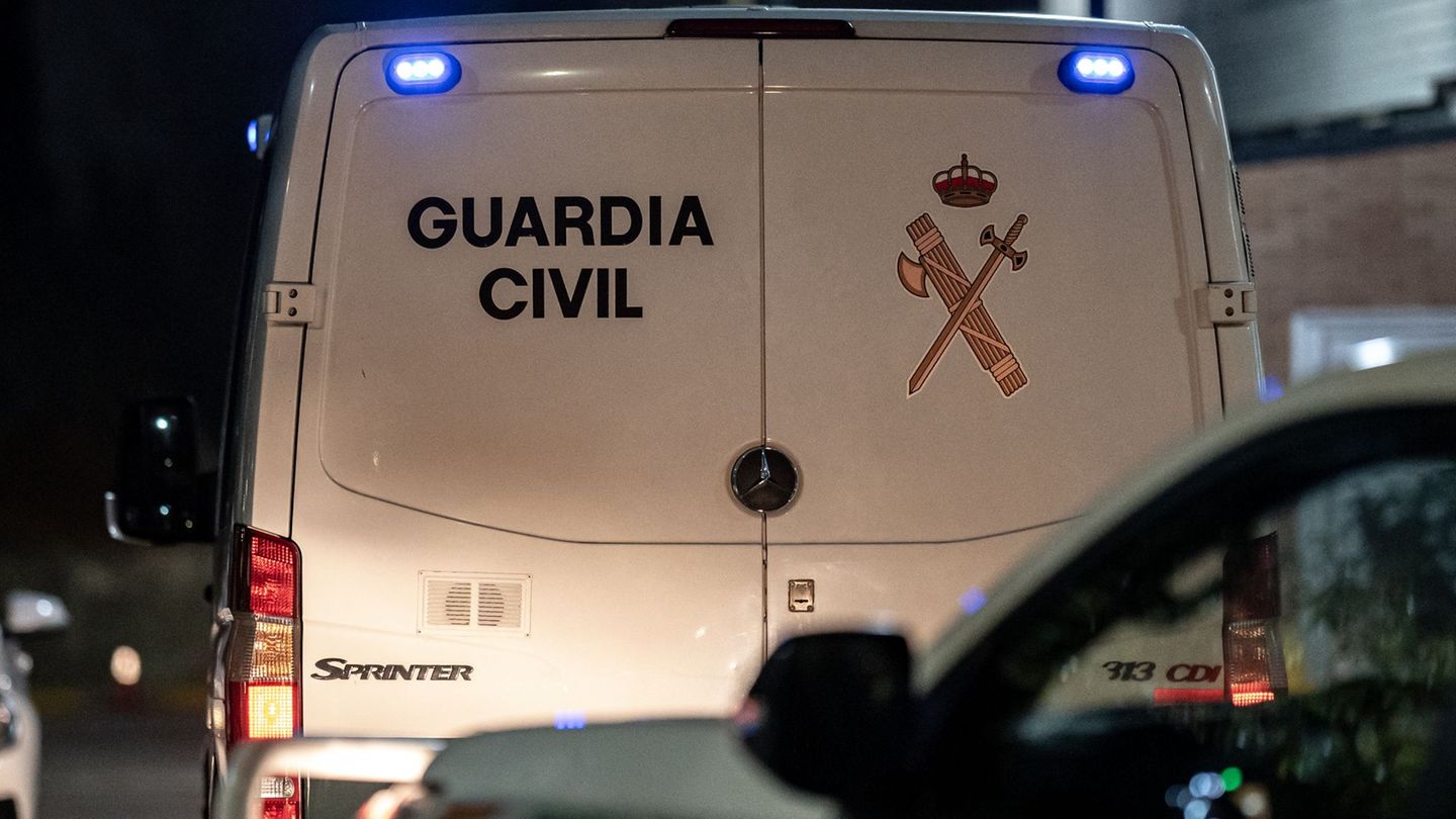 Die Verdächtigen wurden von der Guardia Civil festgenommen. (Archivfoto) Foto: Diego Radamés/EUROPA PRESS/dpa